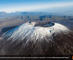 Volcan et neige